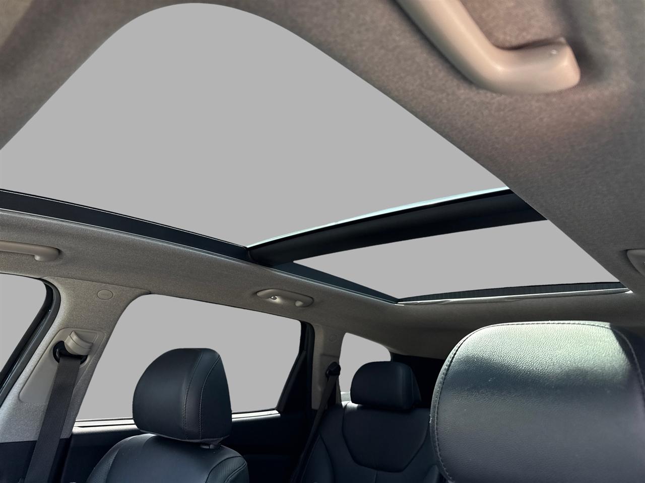 2020 Hyundai Santa Fe - $16,000