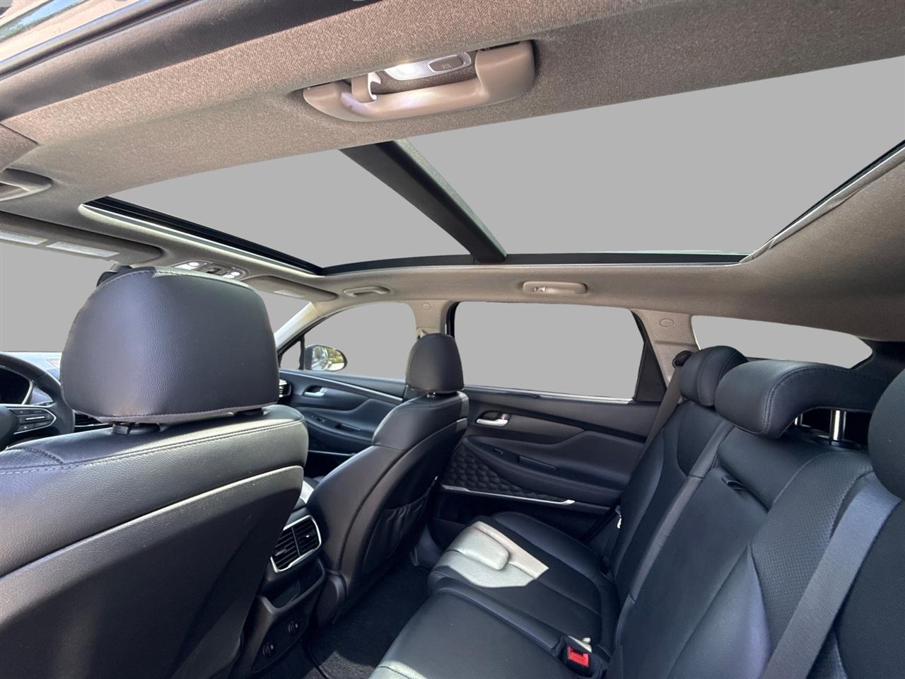 2020 Hyundai Santa Fe - $16,000