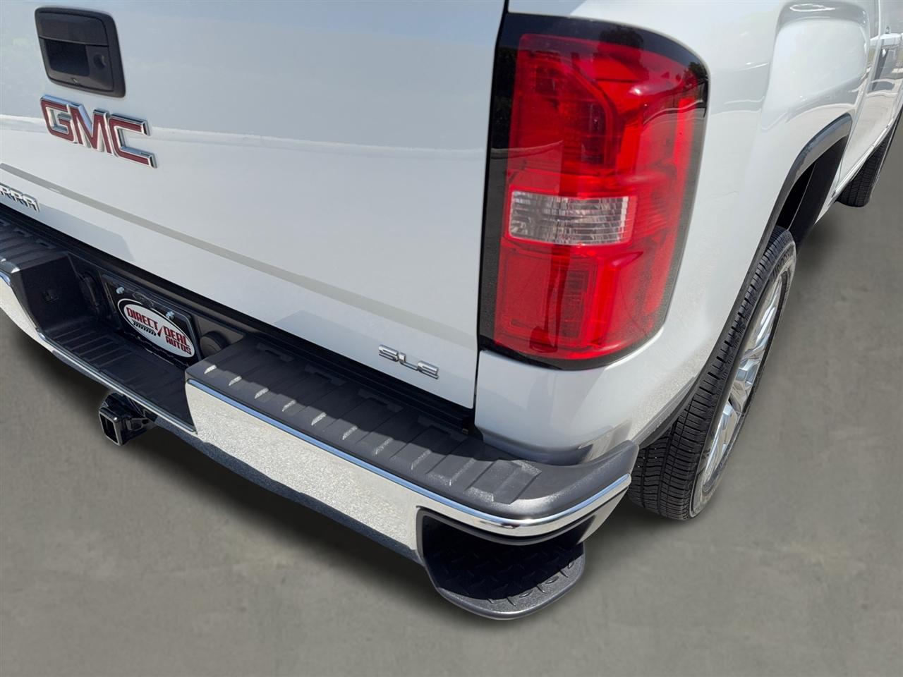 GMC Sierra 1500 SLE Crew Cab Long Box 2WD 2017