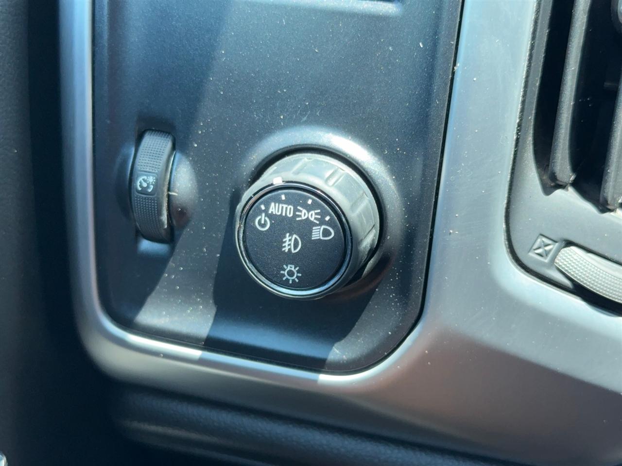 GMC Sierra 1500 SLE Crew Cab Long Box 2WD 2017