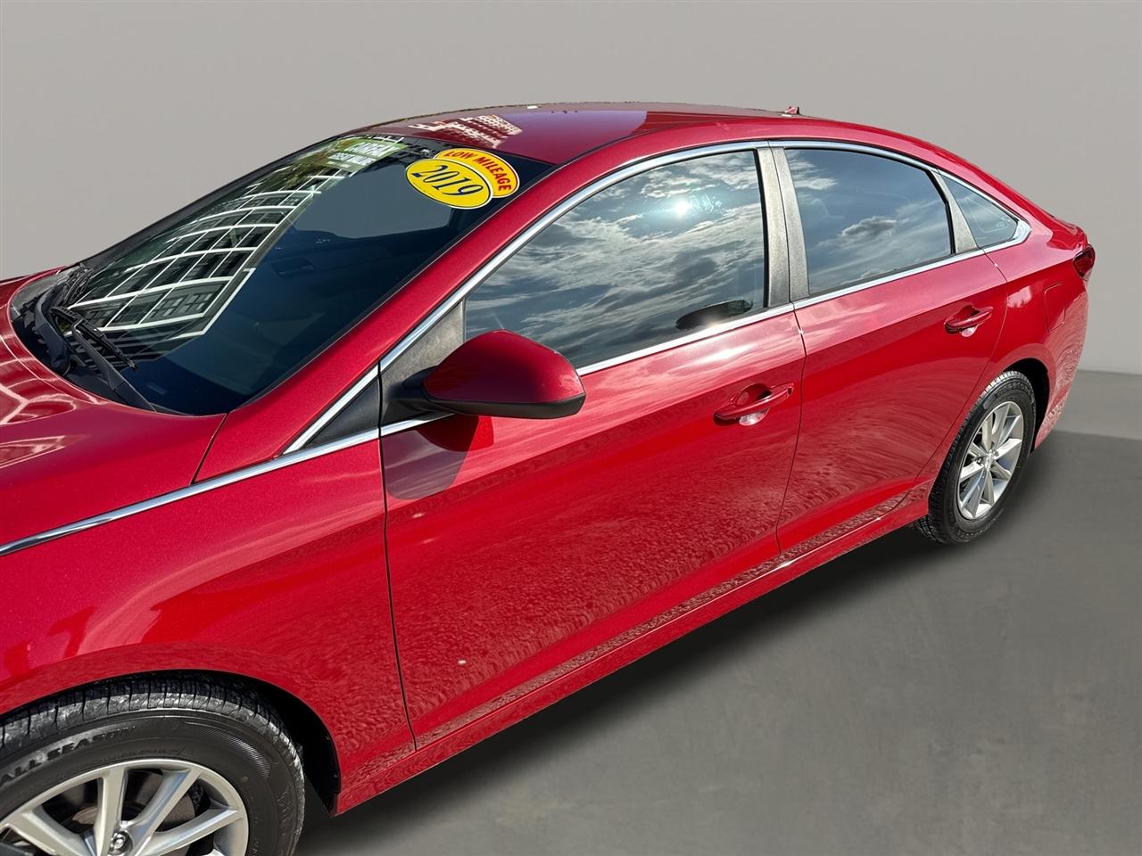 Hyundai Sonata photo 19