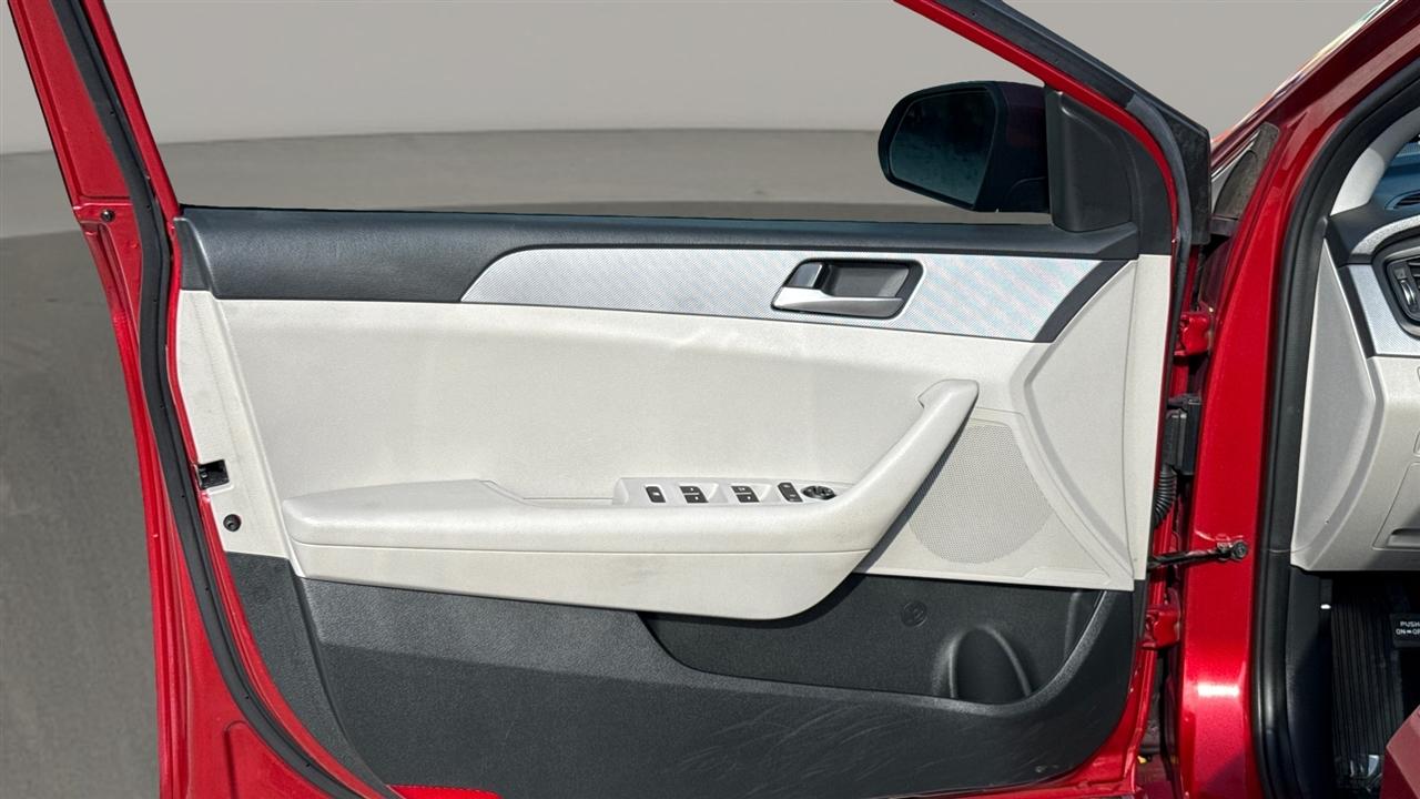 Hyundai Sonata photo 20