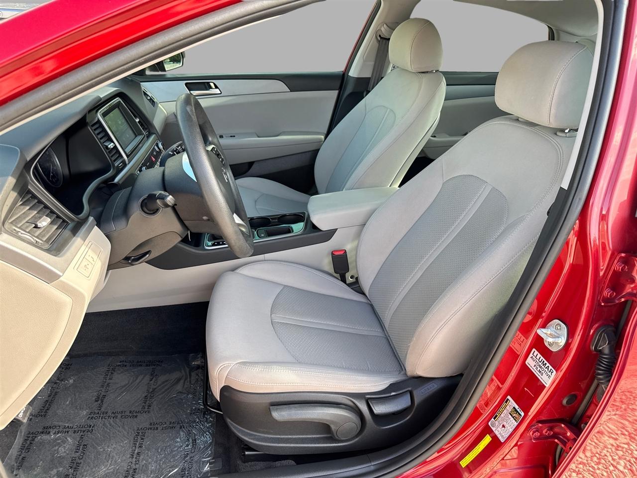 Hyundai Sonata photo 22