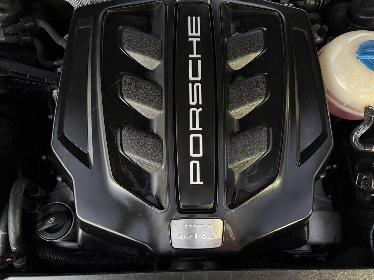 Porsche Macan S 2018