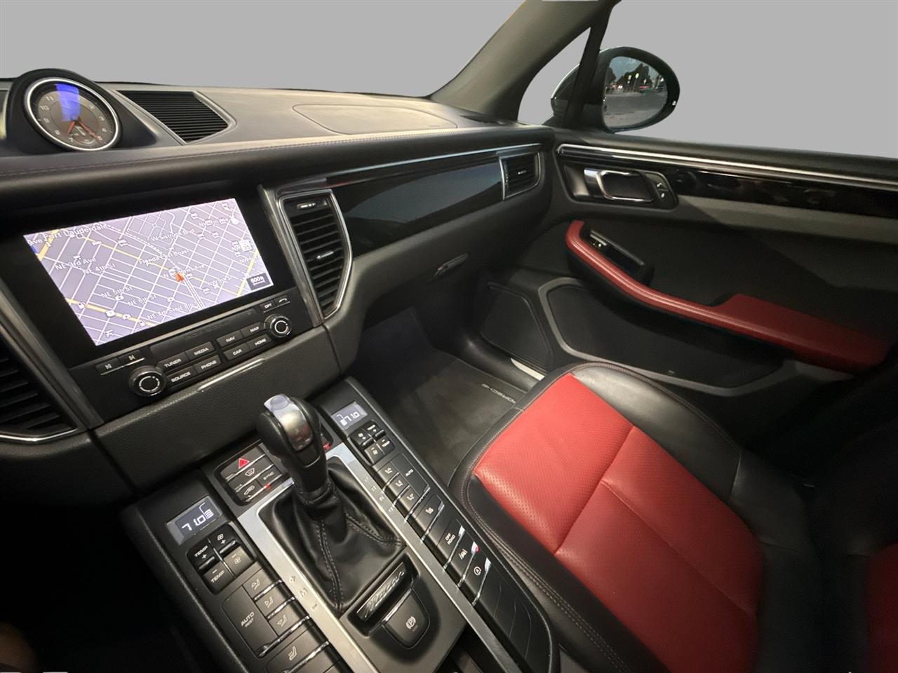 Porsche Macan S 2018