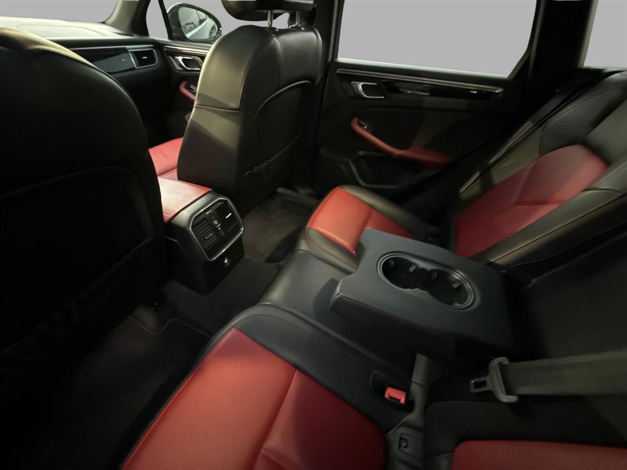 Porsche Macan S 2018