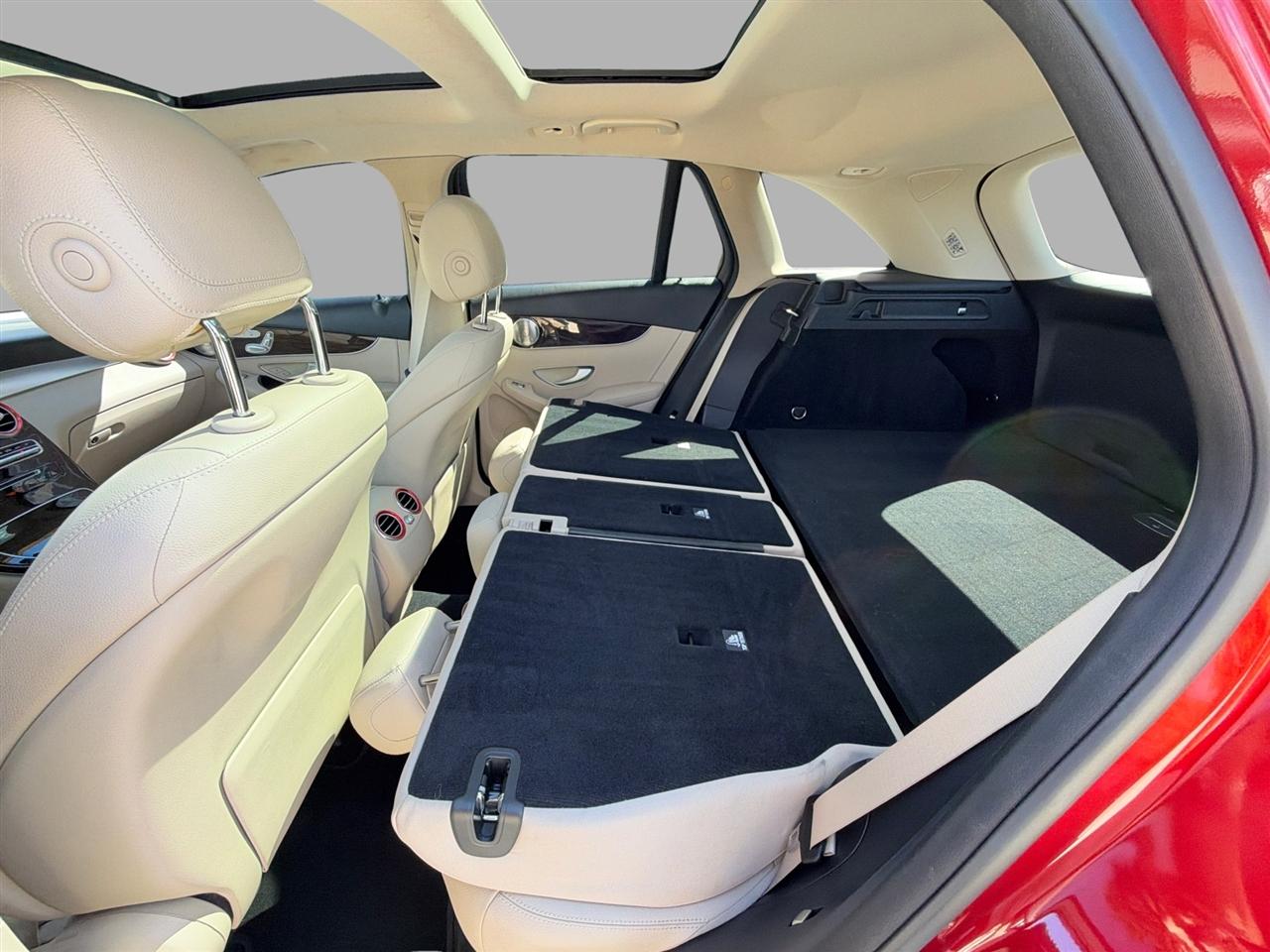 2016 Mercedes-Benz C-Class - $17,500