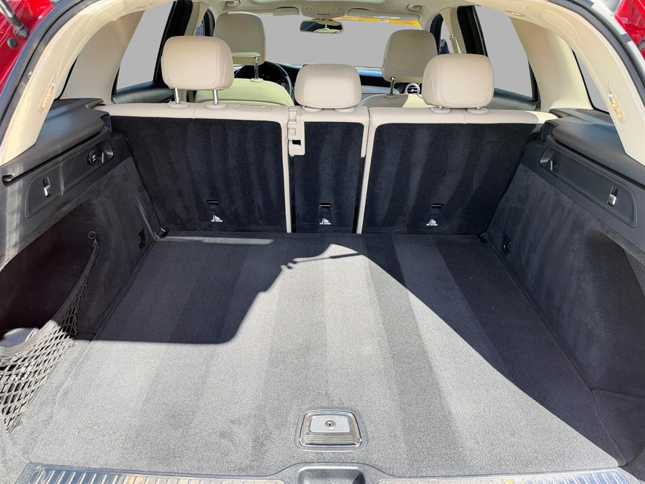 2016 Mercedes-Benz C-Class - $17,500