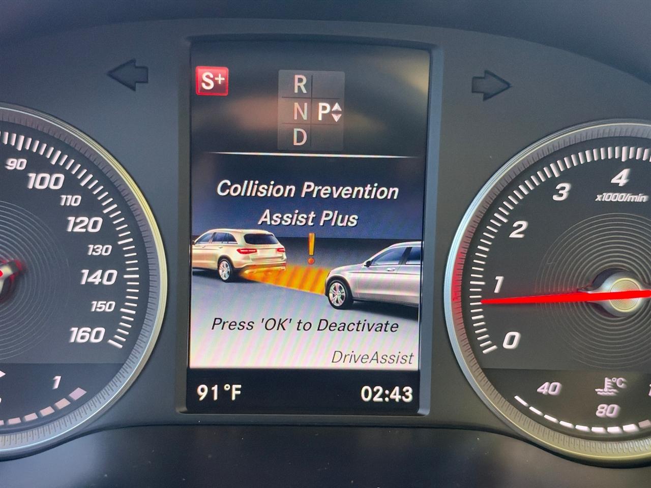 2016 Mercedes-Benz C-Class - $17,500