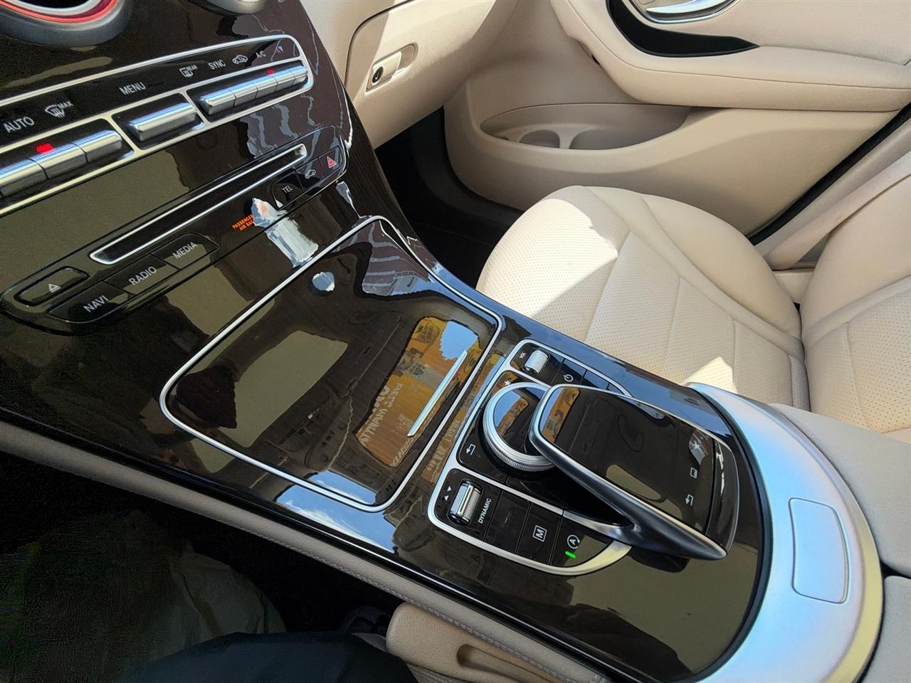 2016 Mercedes-Benz C-Class - $17,500