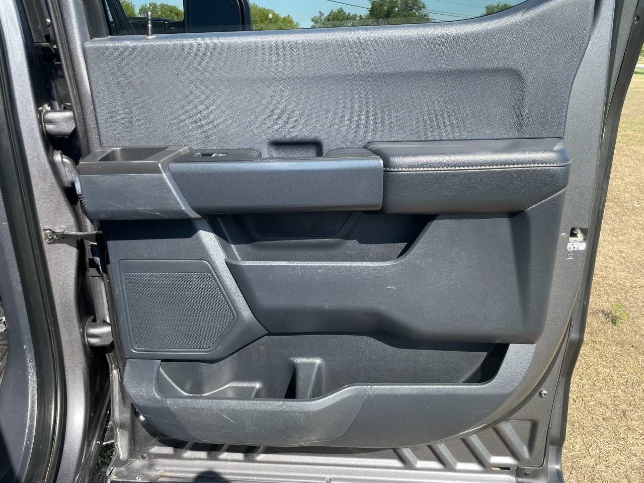 Ford F-150 XL SuperCrew 6.5-ft. Bed 4WD 2022 Ford F-150 XL SuperCrew 6.5-ft. Bed 4WD 2022