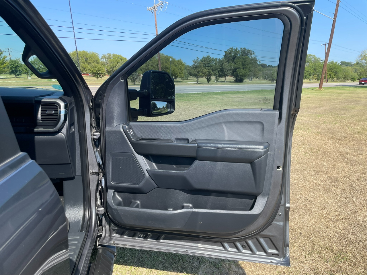 Ford F-150 XL SuperCrew 6.5-ft. Bed 4WD 2022 Ford F-150 XL SuperCrew 6.5-ft. Bed 4WD 2022