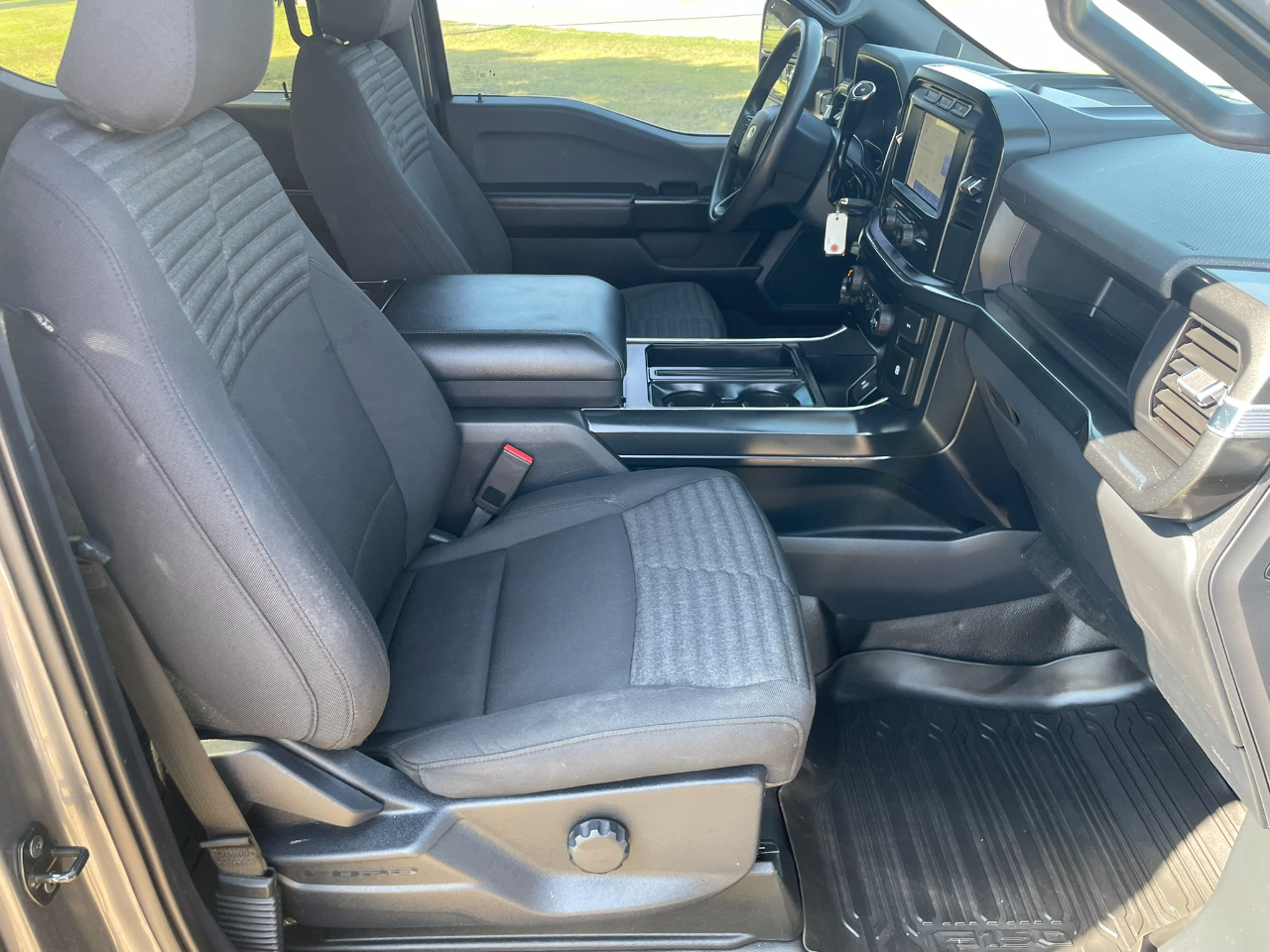 Ford F-150 XL SuperCrew 6.5-ft. Bed 4WD 2022 Ford F-150 XL SuperCrew 6.5-ft. Bed 4WD 2022