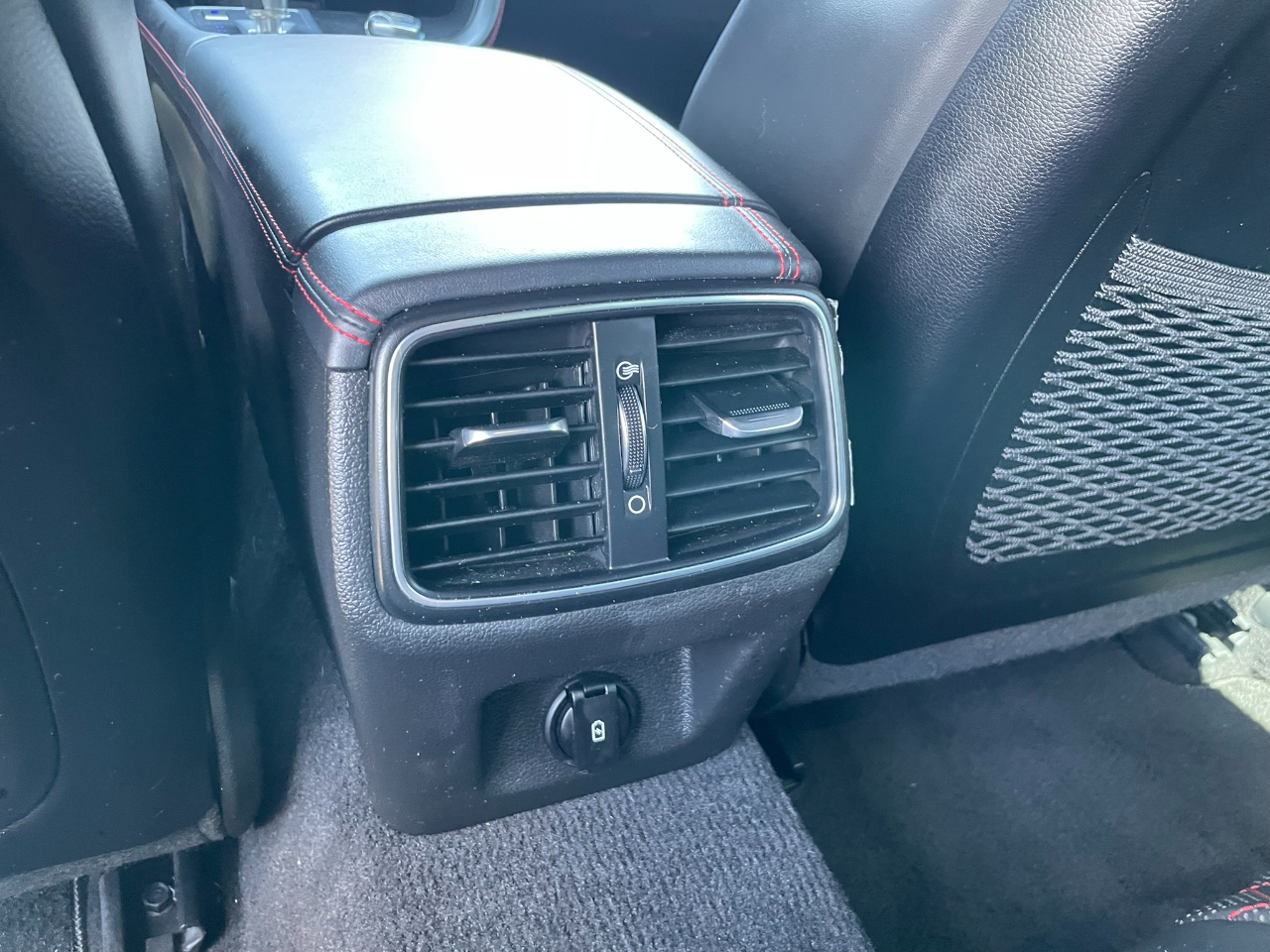 Genesis G70 3.3T Design 2019 Genesis G70 3.3T Design 2019