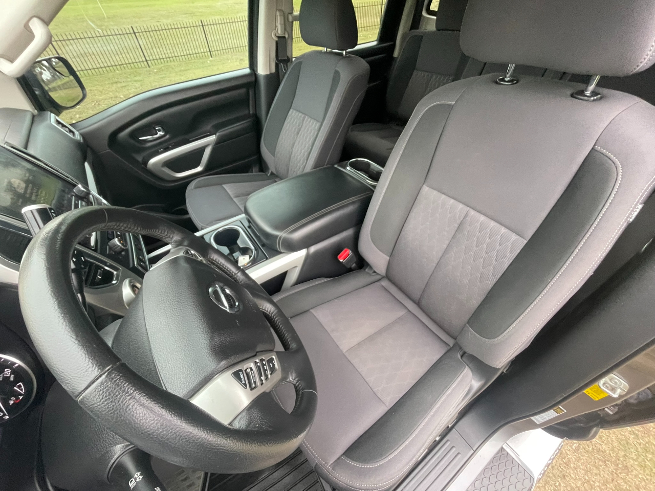 Nissan Titan Platinum Reserve Crew Cab 2WD 2020