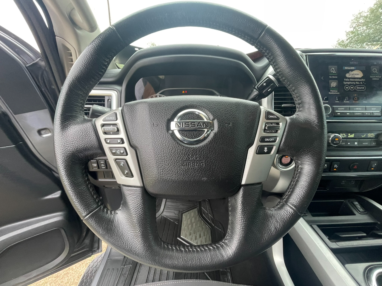 Nissan Titan Platinum Reserve Crew Cab 2WD 2020