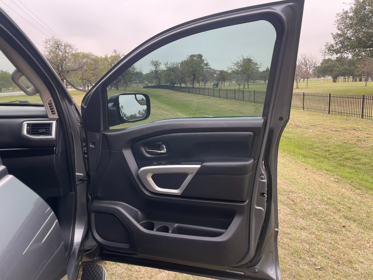 Nissan Titan Platinum Reserve Crew Cab 2WD 2020