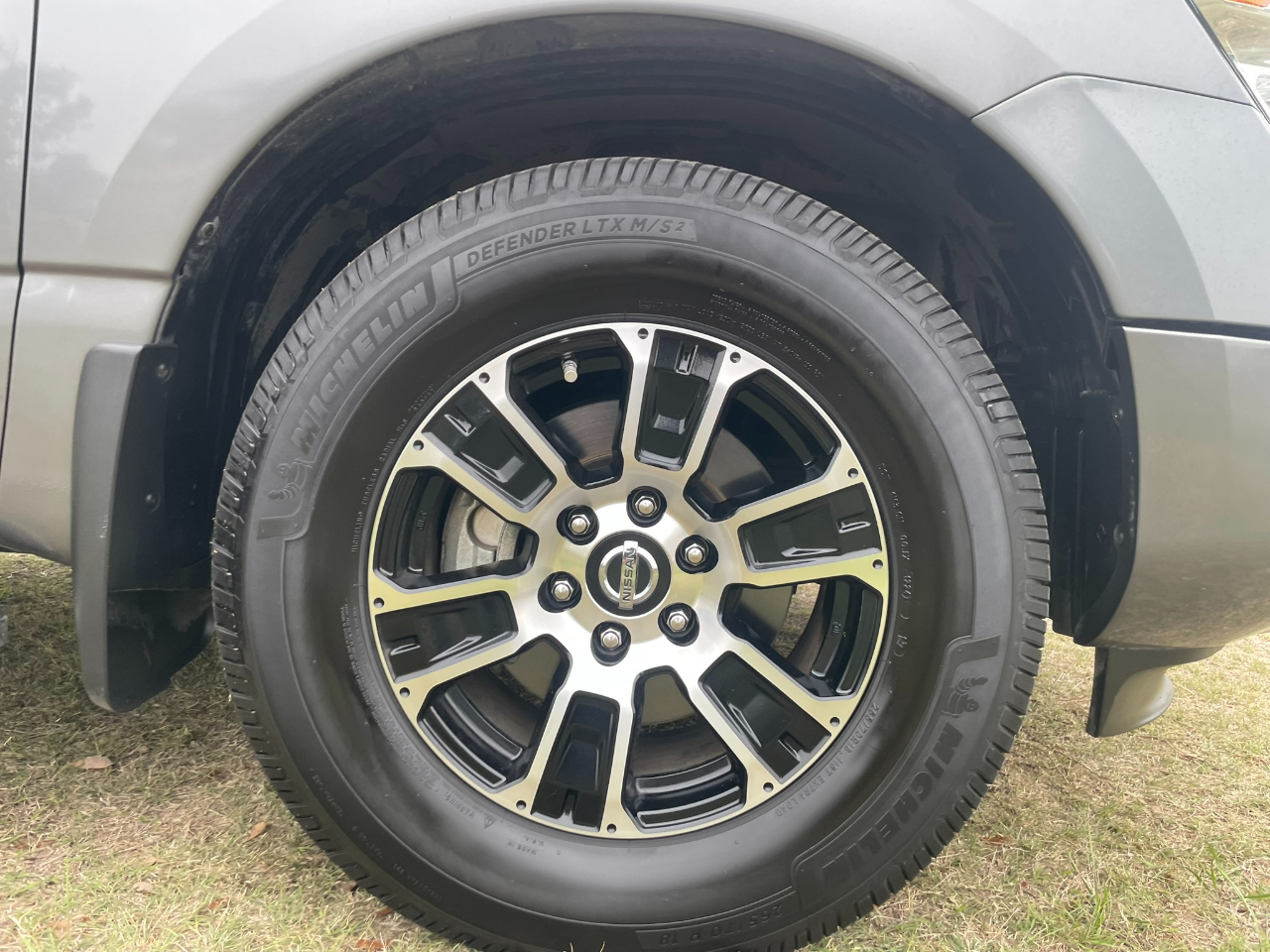 Nissan Titan Platinum Reserve Crew Cab 2WD 2020