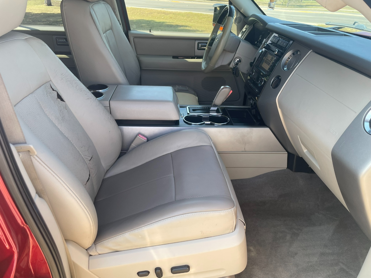 Ford Expedition EL Limited 2WD 2014 Ford Expedition EL Limited 2WD 2014