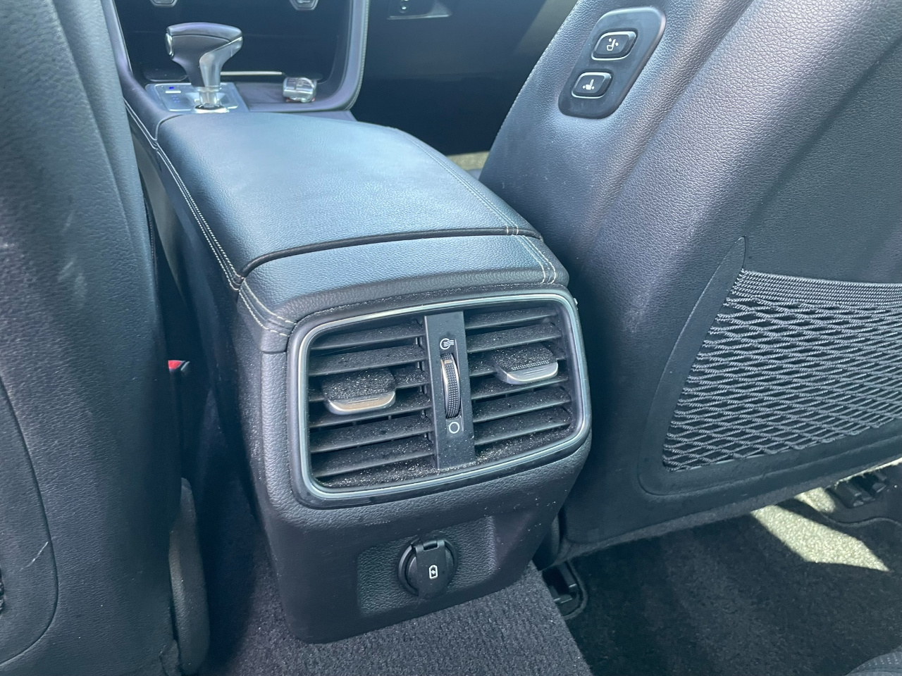 Genesis G70 2.0T Advanced AWD 2019 Genesis G70 2.0T Advanced AWD 2019