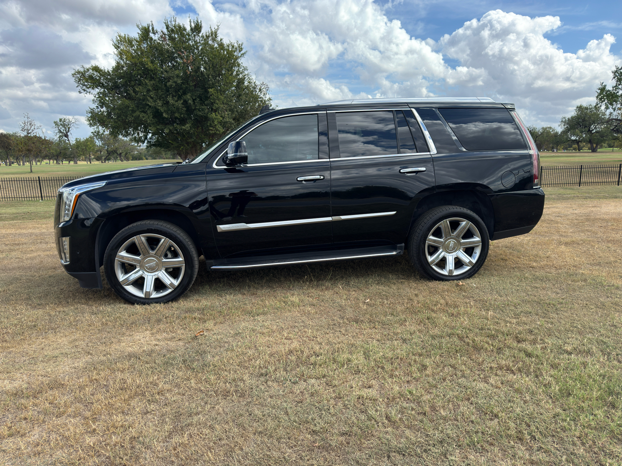 Cadillac Escalade Premium 2WD 2018 Cadillac Escalade Premium 2WD 2018