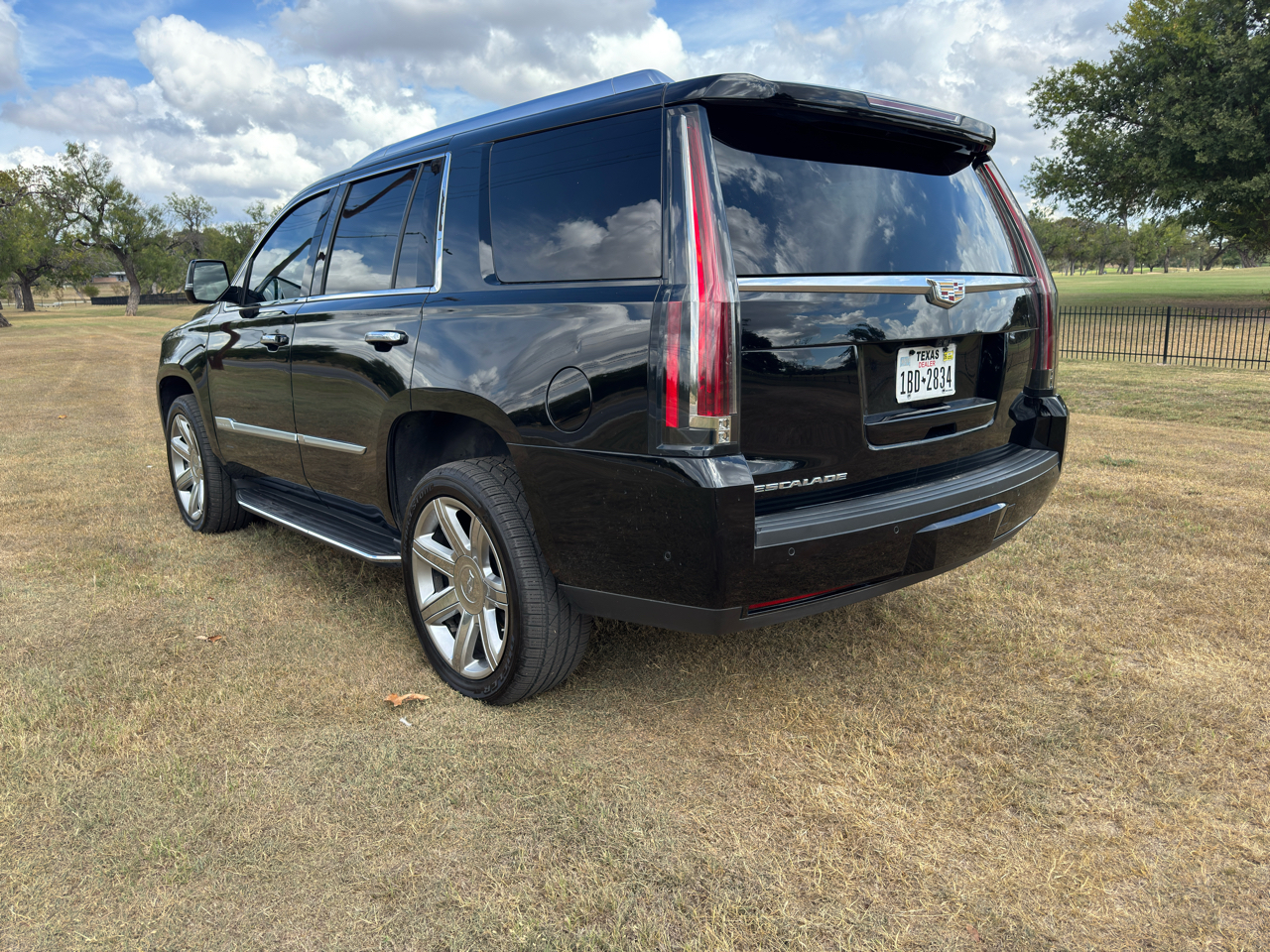 Cadillac Escalade Premium 2WD 2018 Cadillac Escalade Premium 2WD 2018