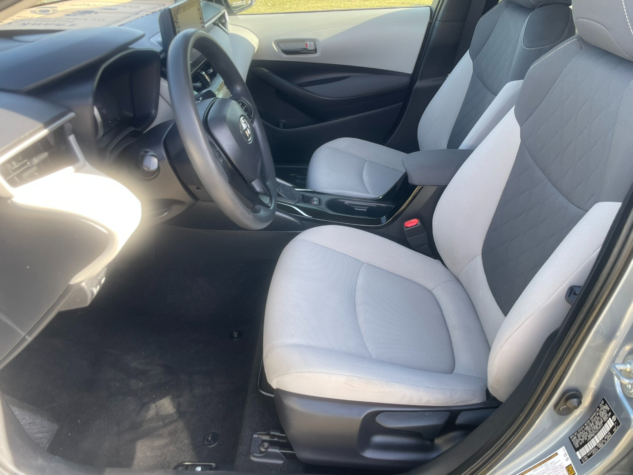 Toyota Corolla LE 2022