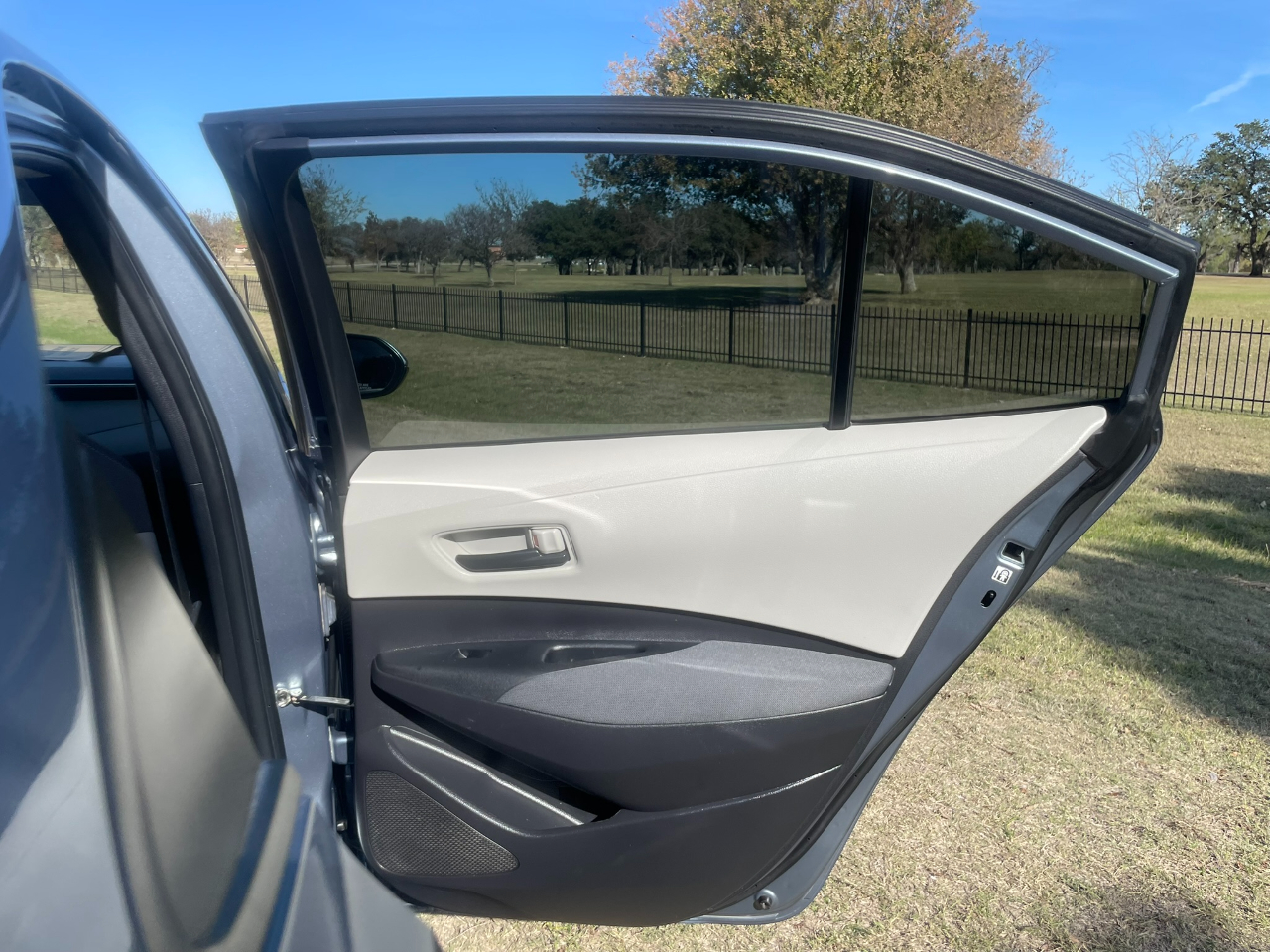 Toyota Corolla LE 2022