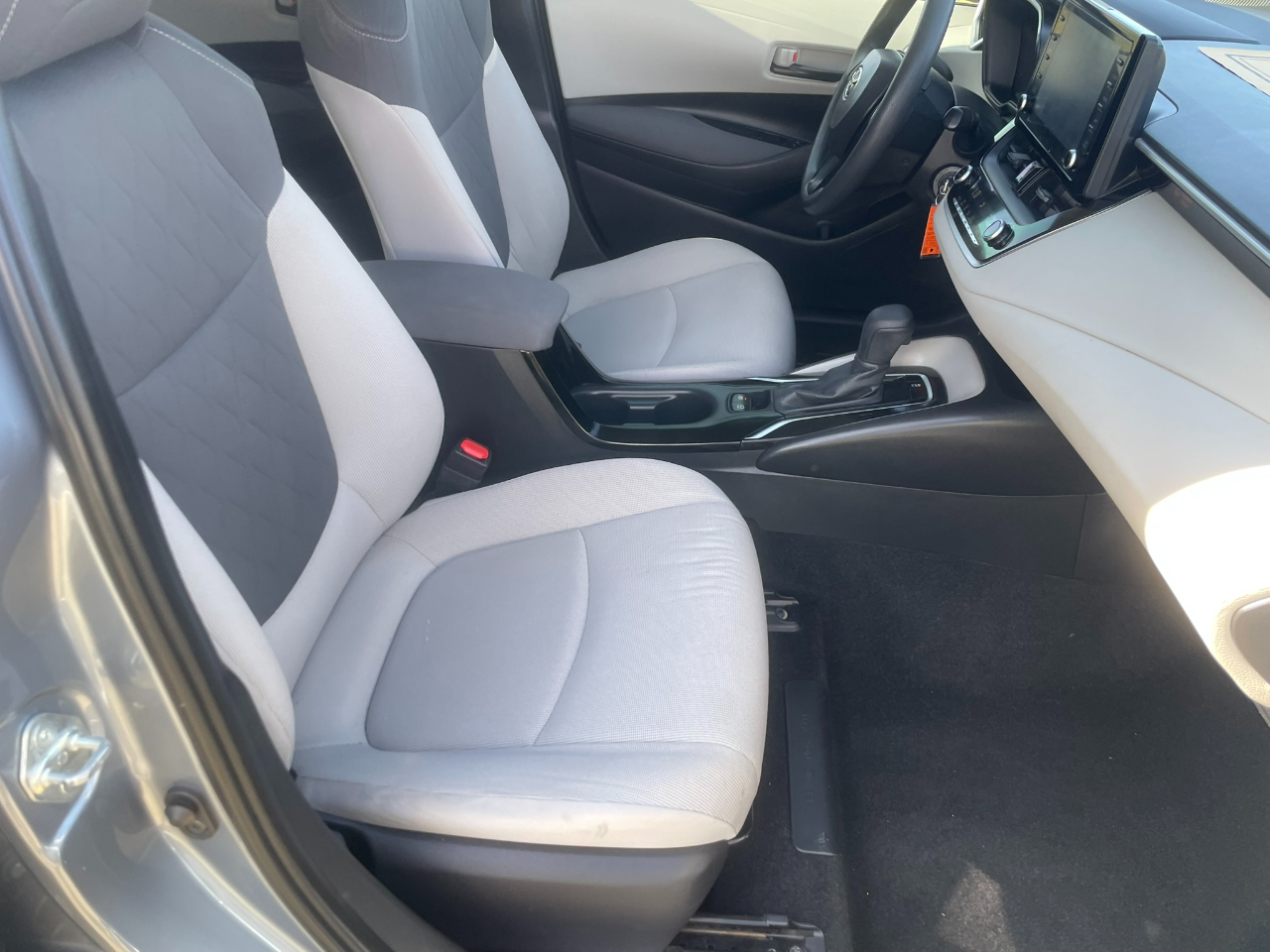 Toyota Corolla LE 2022