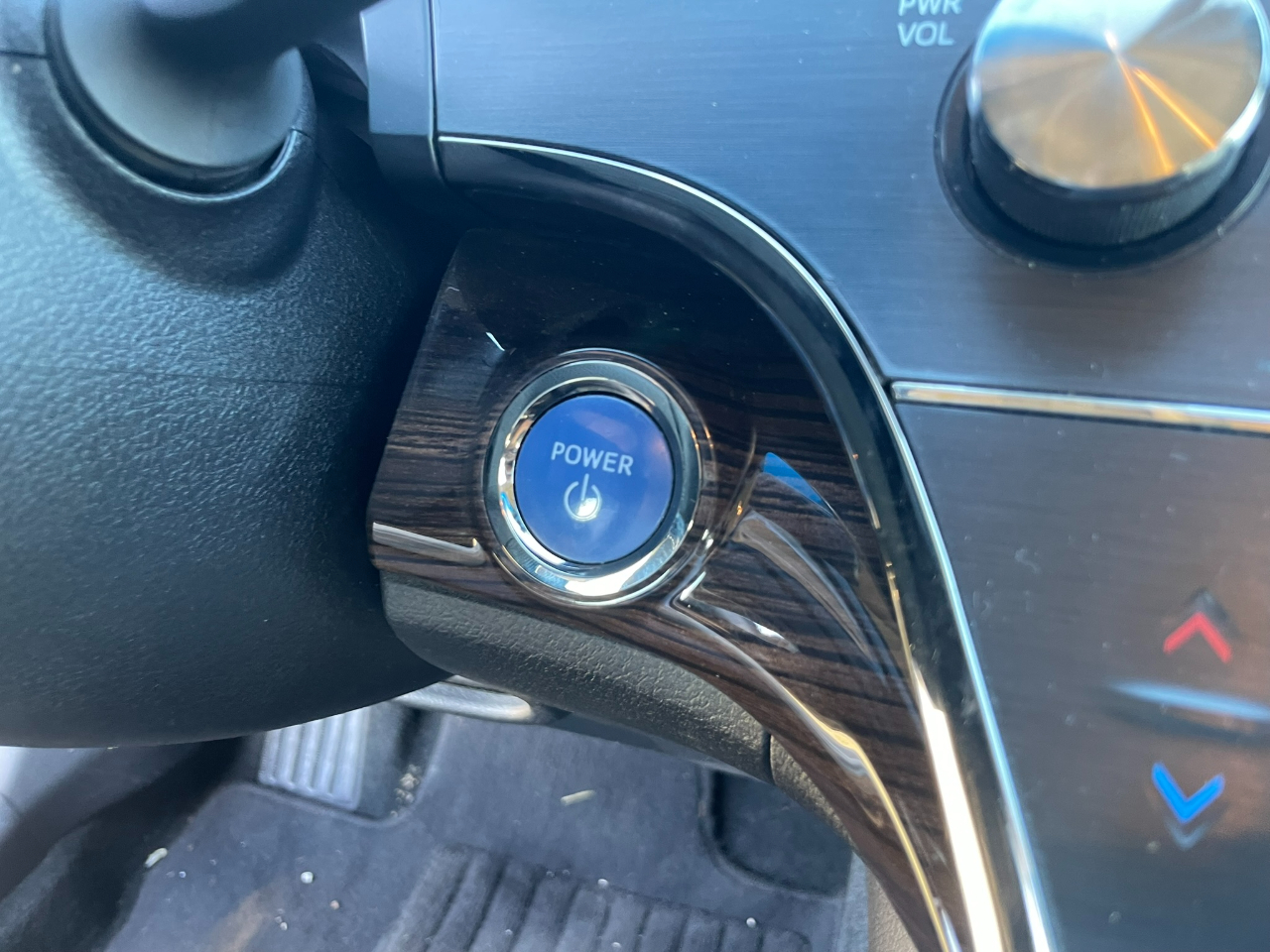 Toyota Avalon Hybrid XLE Premium 2013