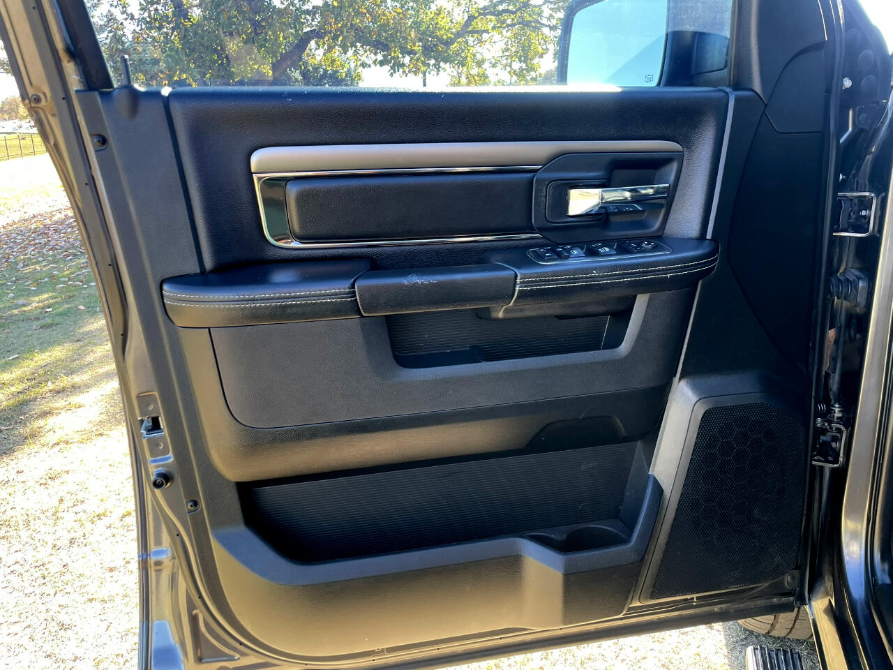 RAM 1500 Sport Crew Cab SWB 2WD 2017