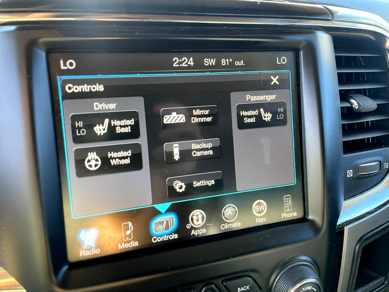 RAM 1500 Sport Crew Cab SWB 2WD 2017