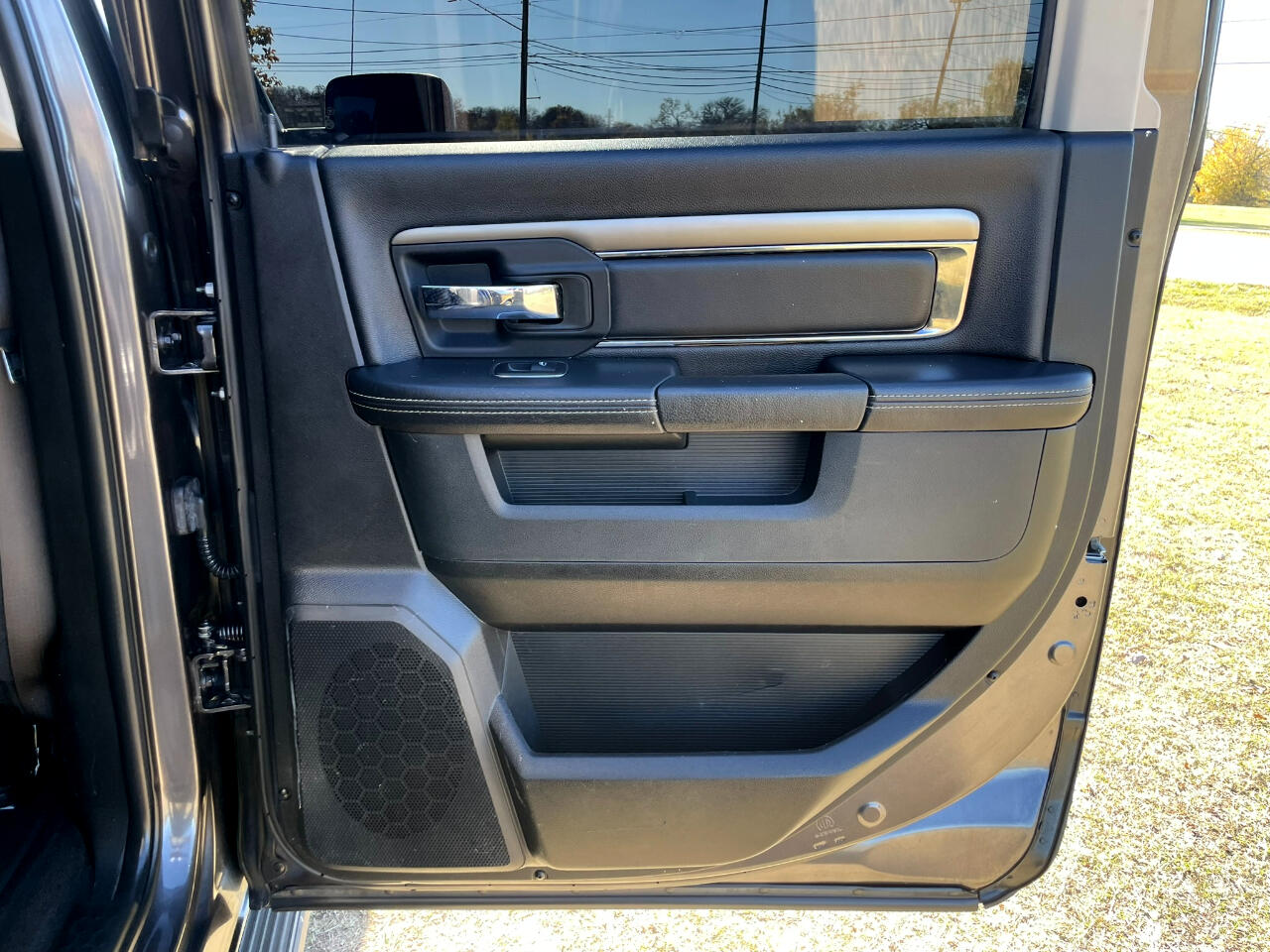 RAM 1500 Sport Crew Cab SWB 2WD 2017