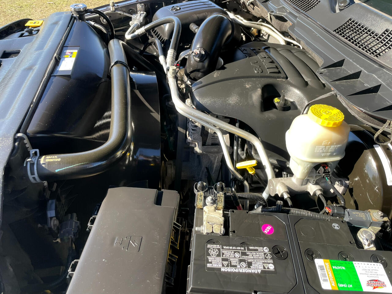 RAM 1500 Sport Crew Cab SWB 2WD 2017