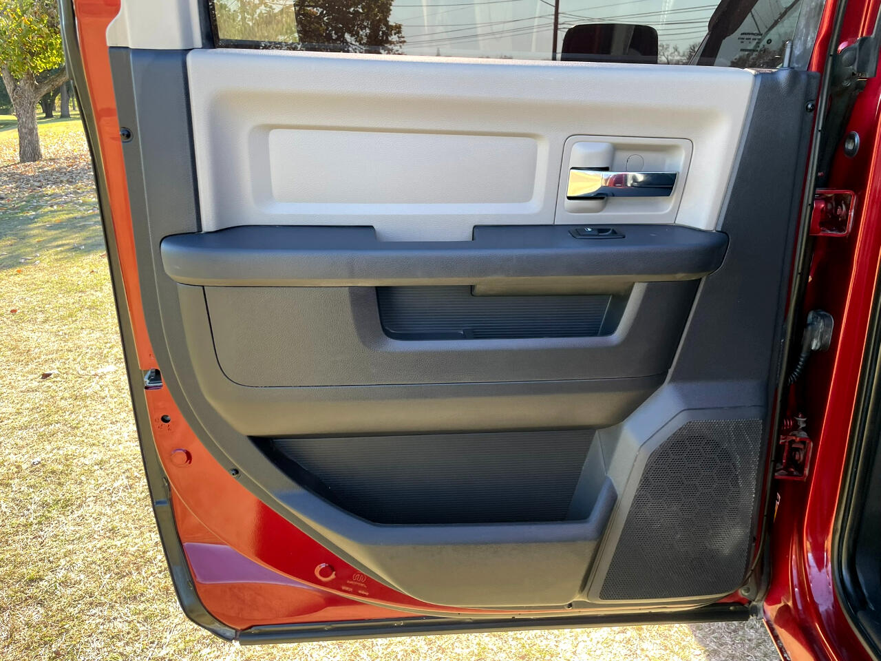 RAM 1500 SLT Crew Cab 2WD 2012