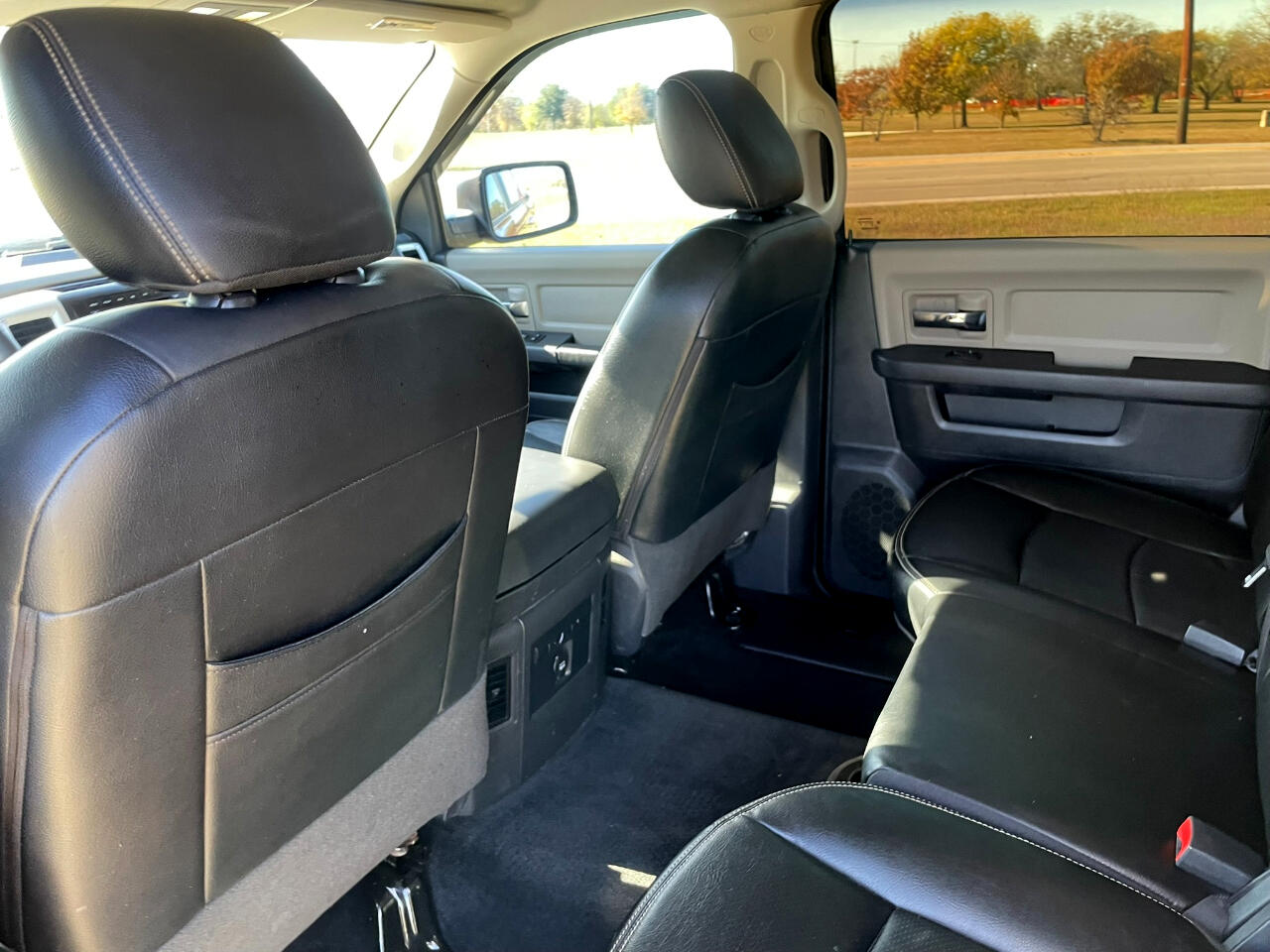 RAM 1500 SLT Crew Cab 2WD 2012