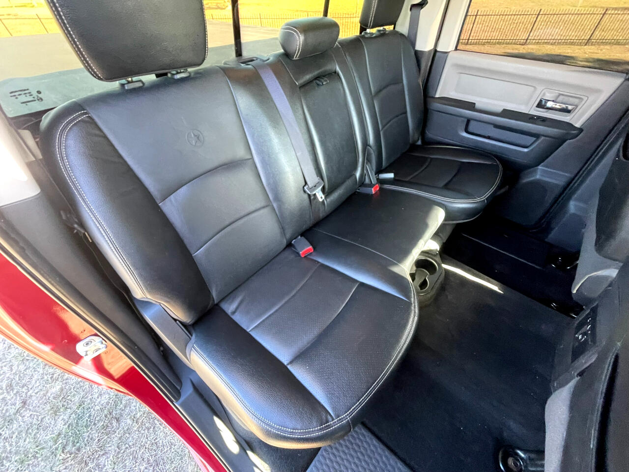 RAM 1500 SLT Crew Cab 2WD 2012