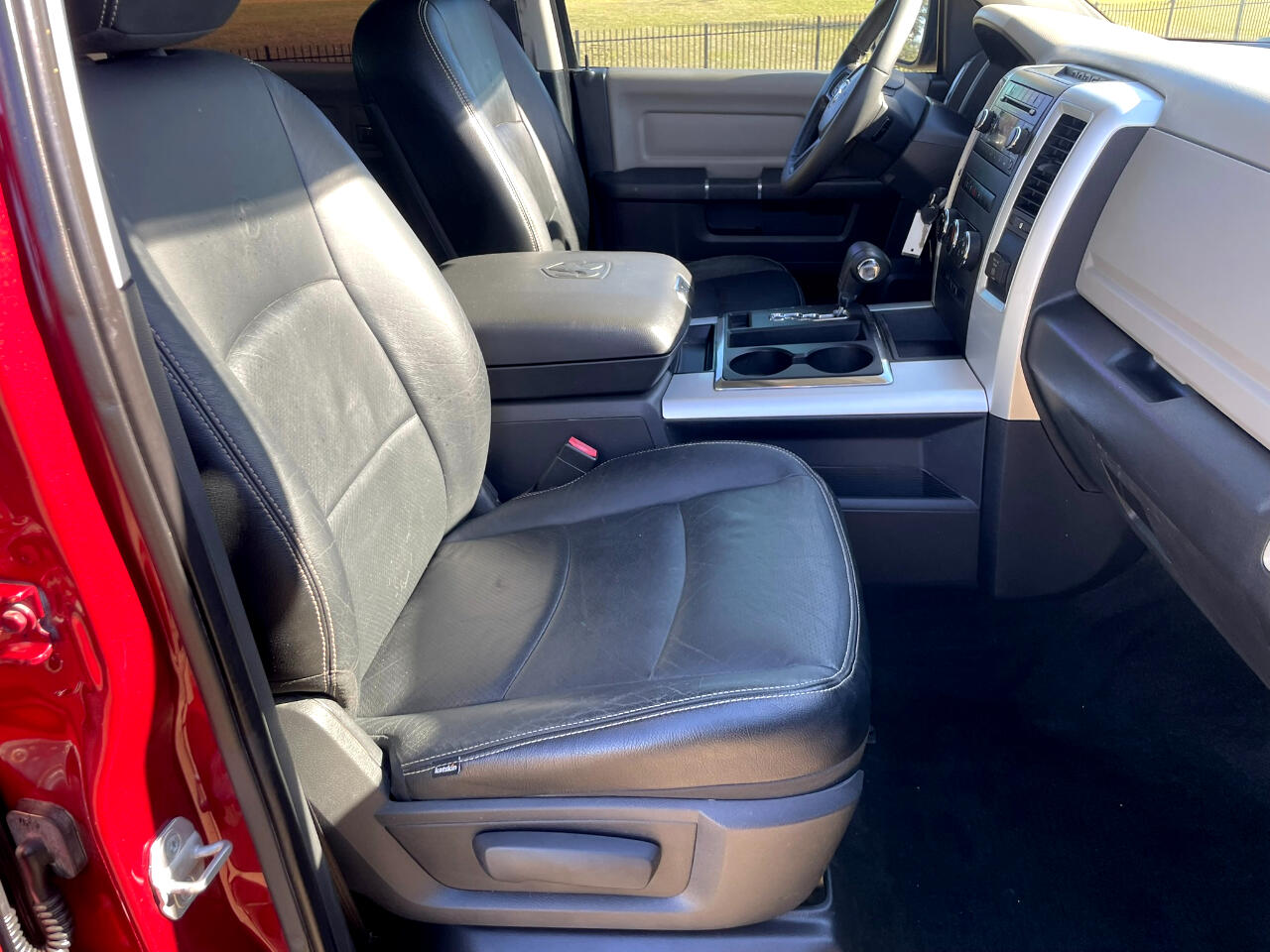 RAM 1500 SLT Crew Cab 2WD 2012