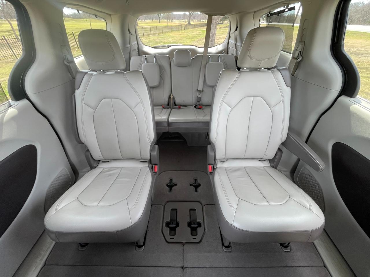 Chrysler Pacifica Touring-L 2017