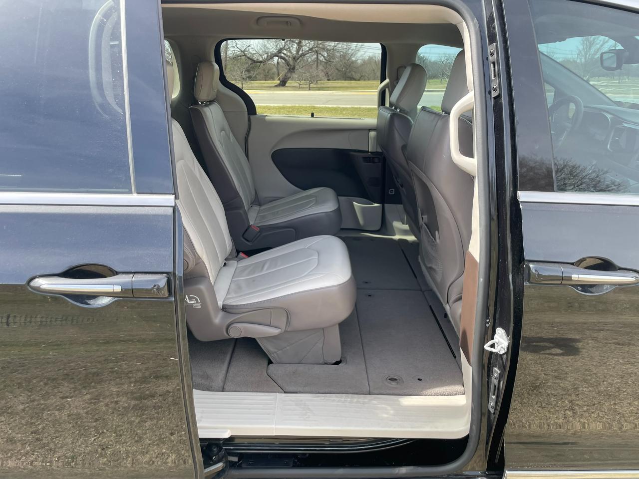 Chrysler Pacifica Touring-L 2017