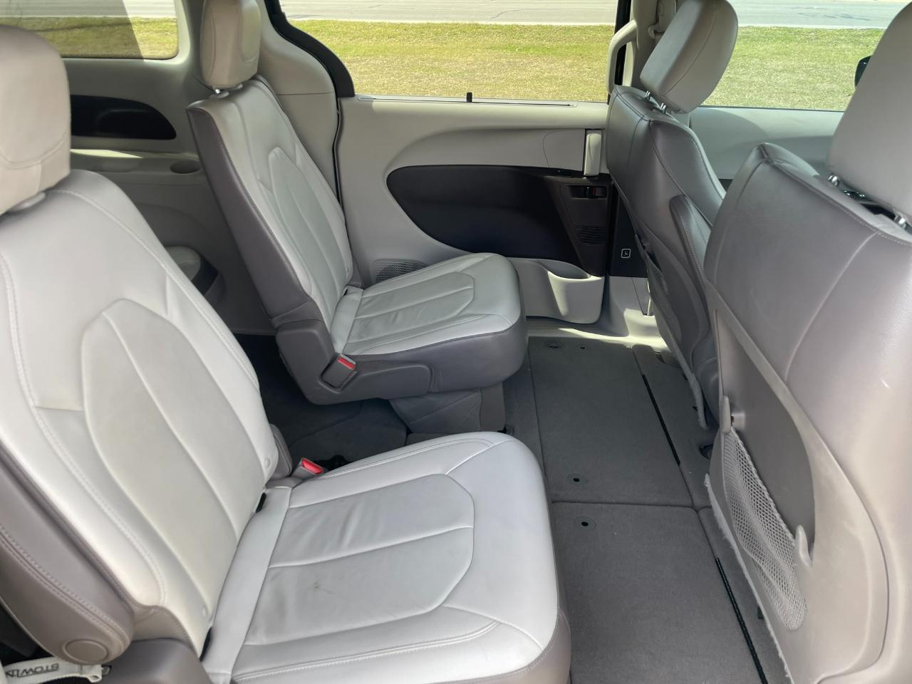 Chrysler Pacifica Touring-L 2017