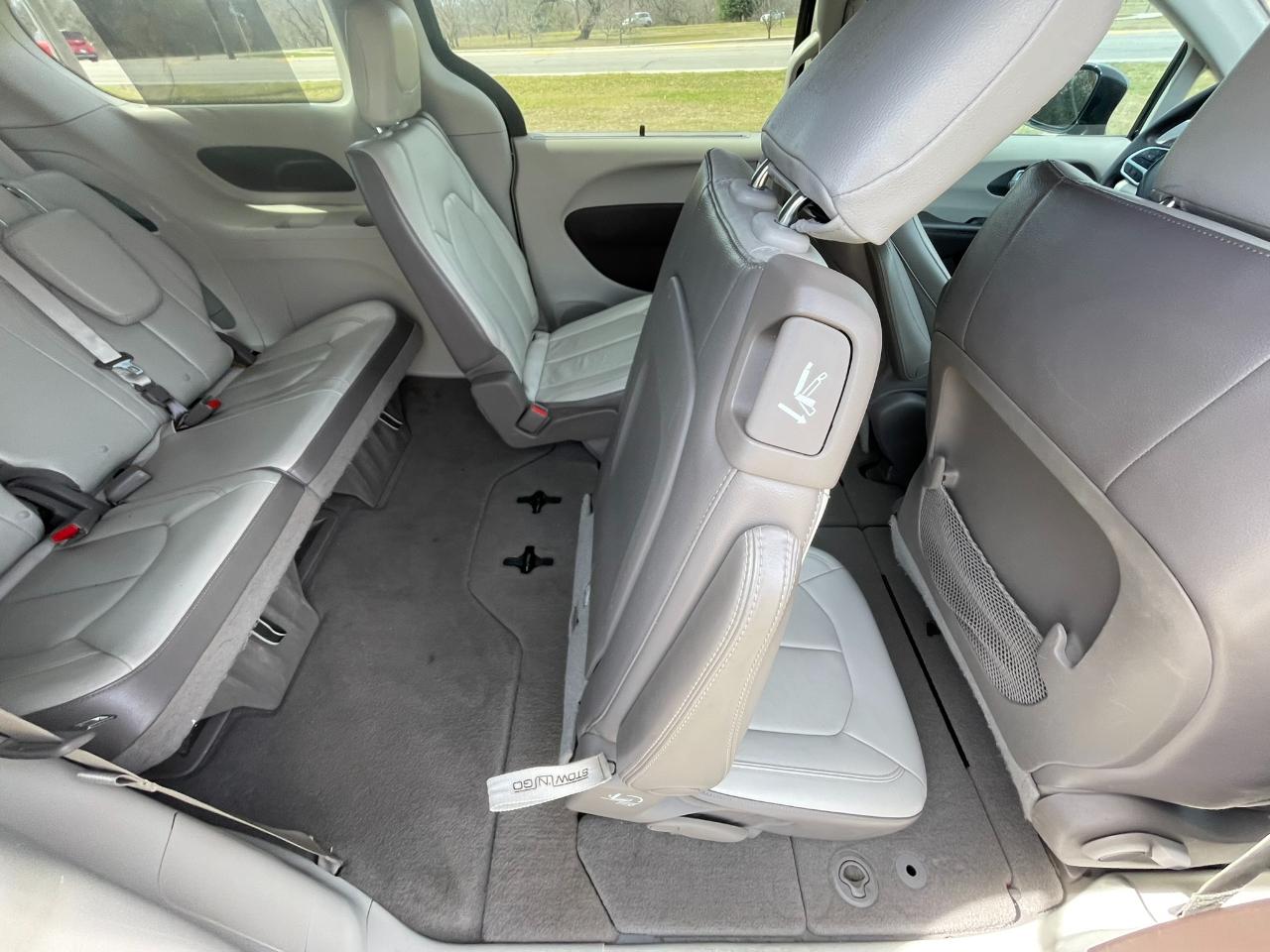 Chrysler Pacifica Touring-L 2017