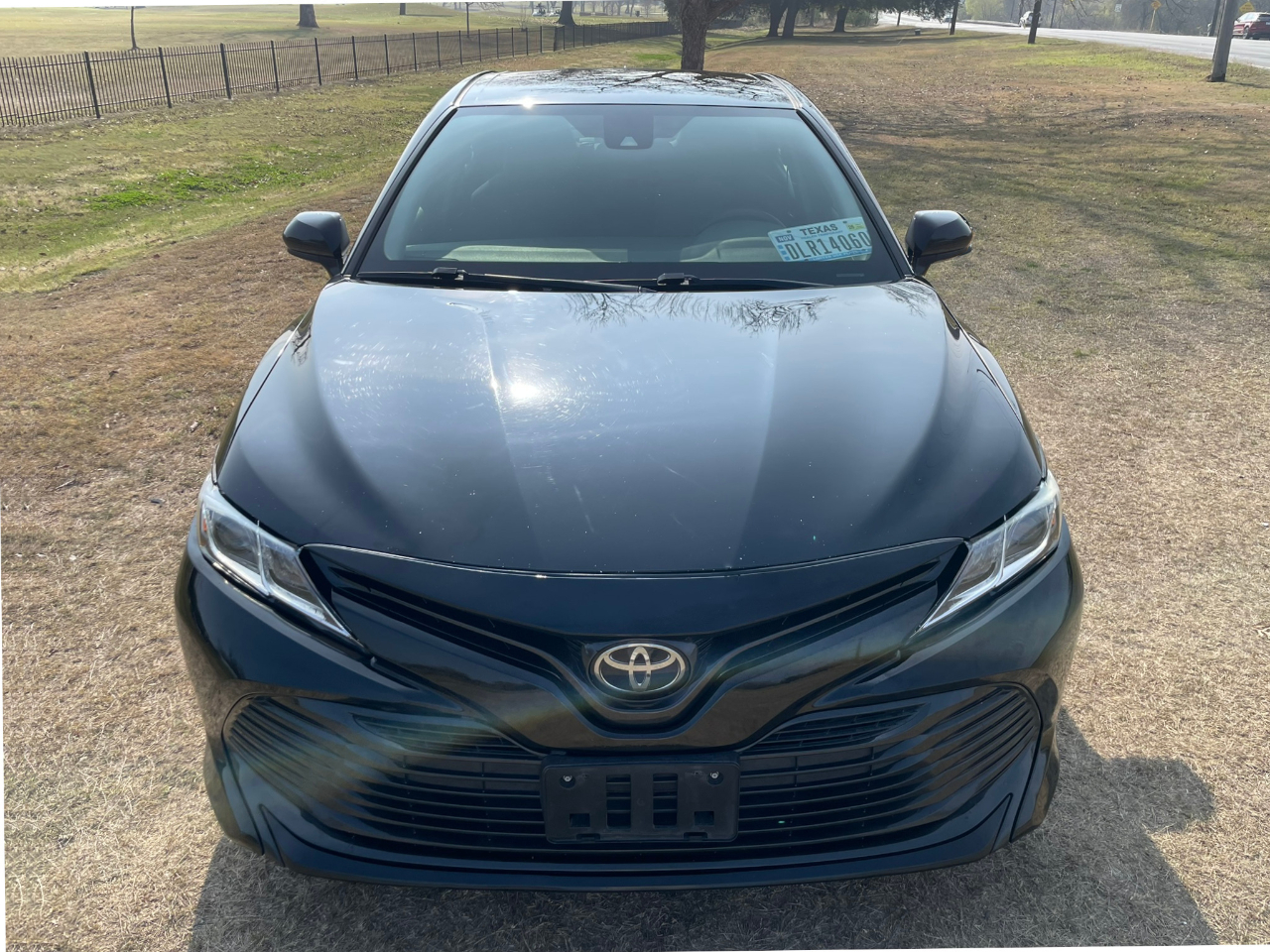Toyota Camry LE 2020