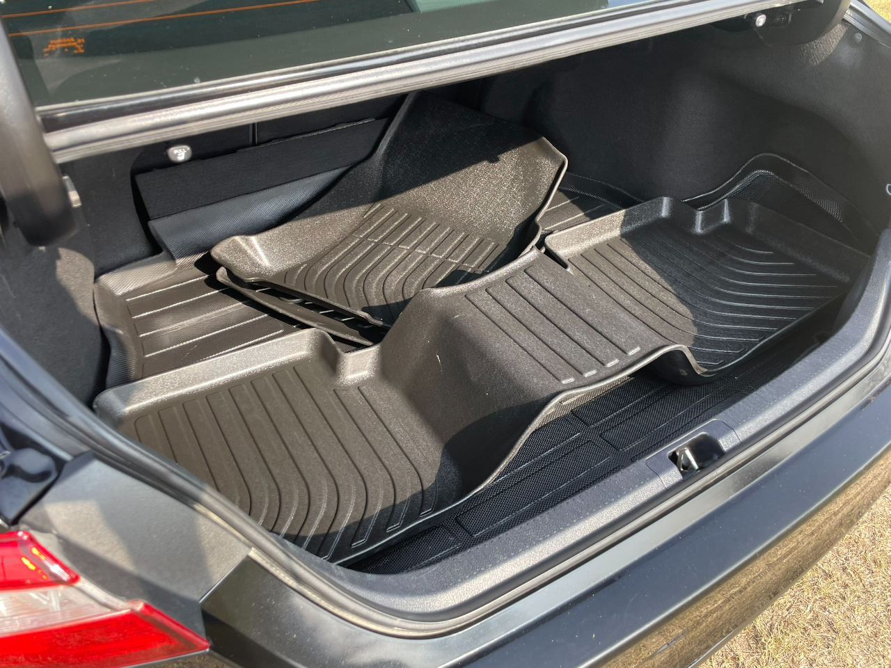 Toyota Camry LE 2020