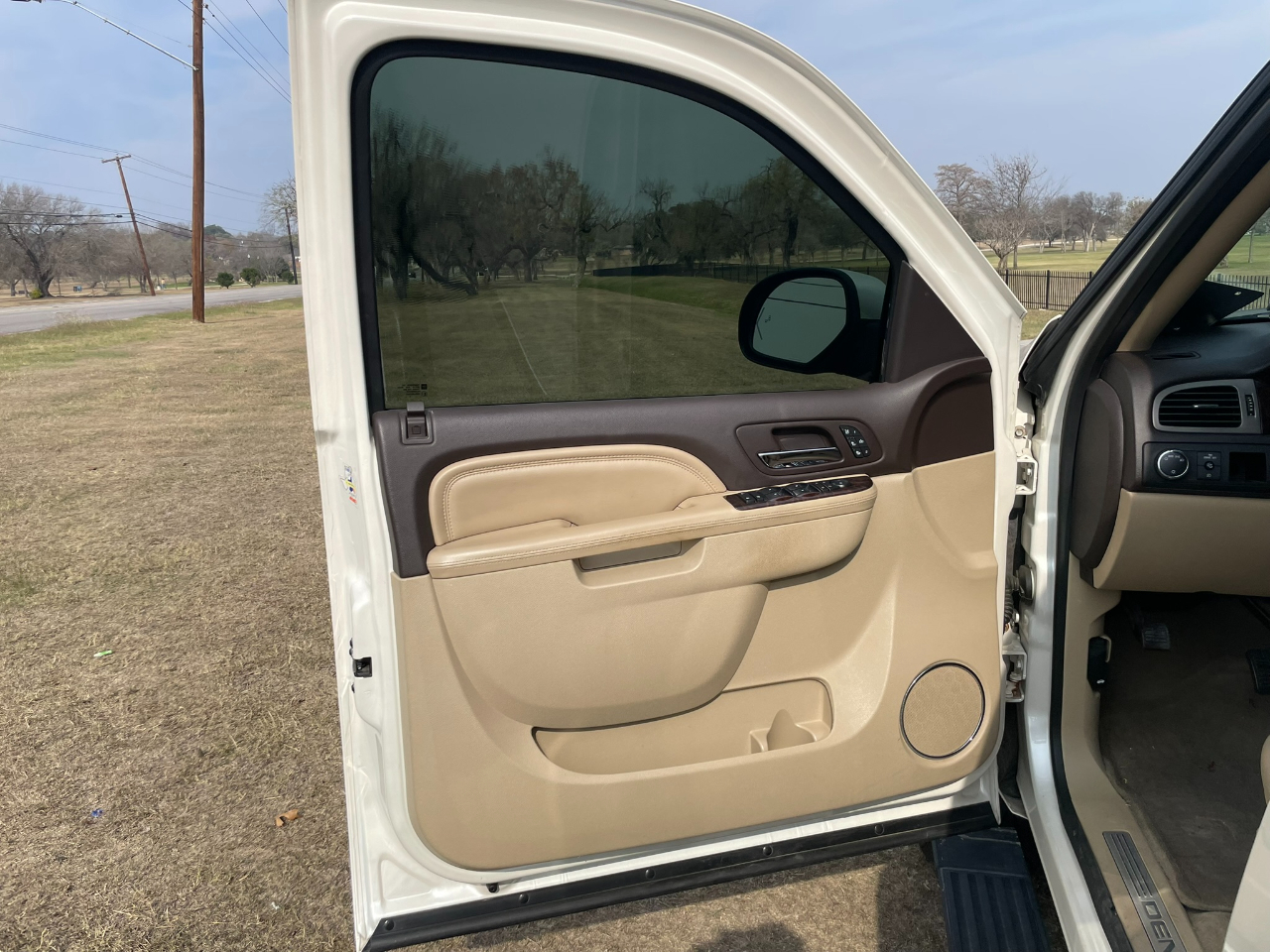 GMC Yukon Denali 2WD 2013