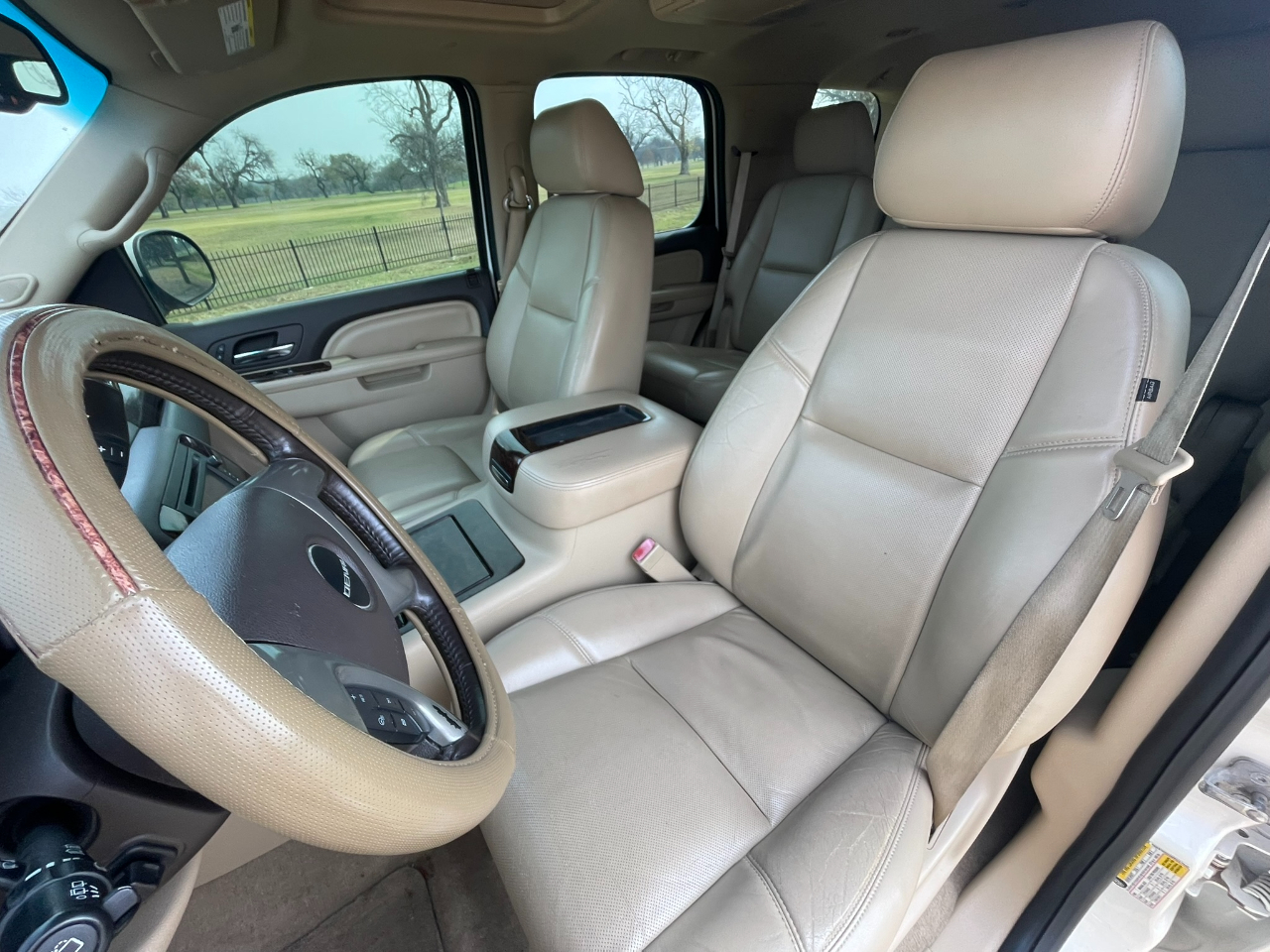 GMC Yukon Denali 2WD 2013