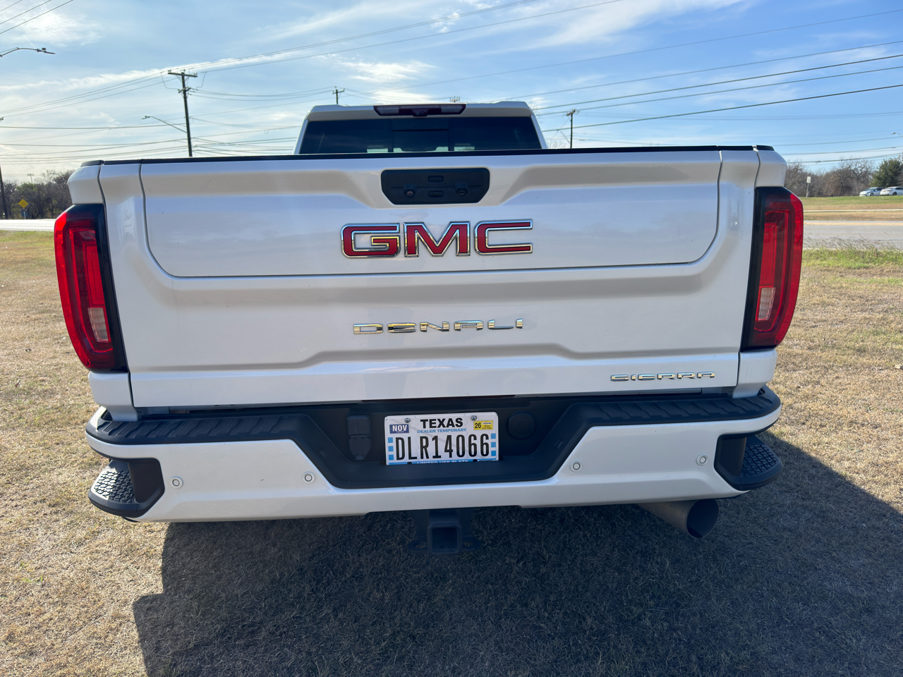 GMC Sierra 3500HD Denali Crew Cab Long Box 4WD 2023