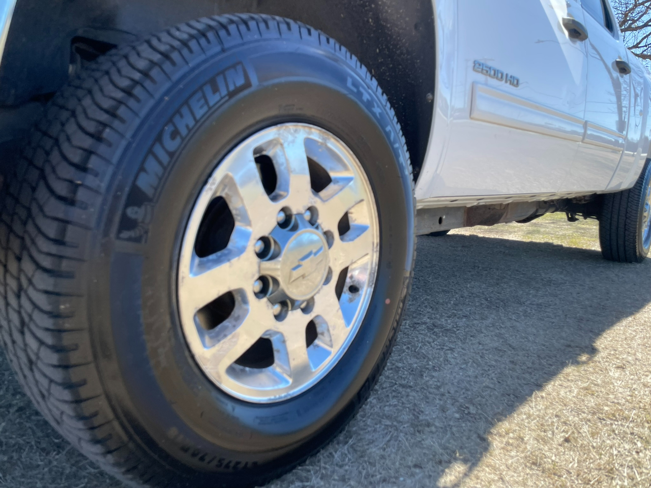 Chevrolet Silverado 2500HD LT Crew Cab 4WD 2011