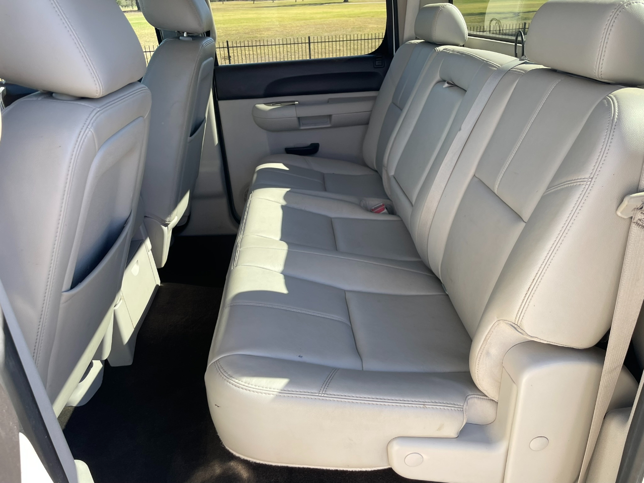 Chevrolet Silverado 2500HD LT Crew Cab 4WD 2011