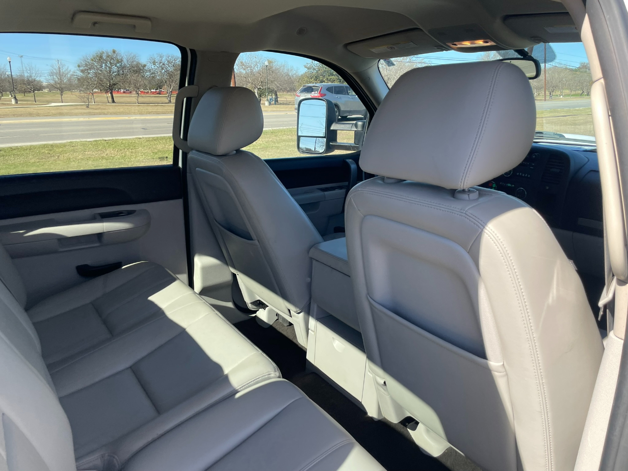 Chevrolet Silverado 2500HD LT Crew Cab 4WD 2011